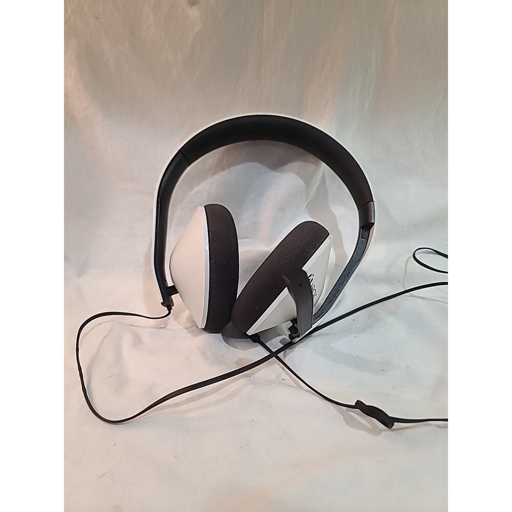 Microsoft Xbox One Special Edition White Headband Headsets (wired) (tested)